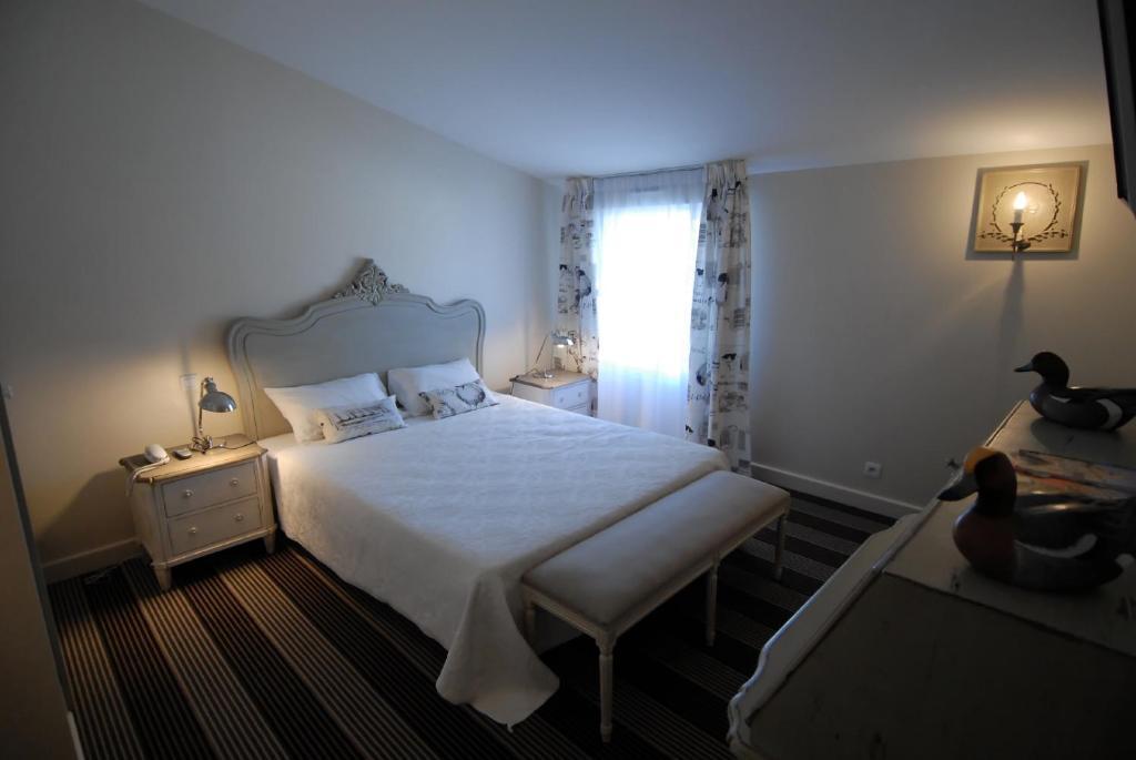 Hotel Le Martray Арс-эн-Рэ Номер фото